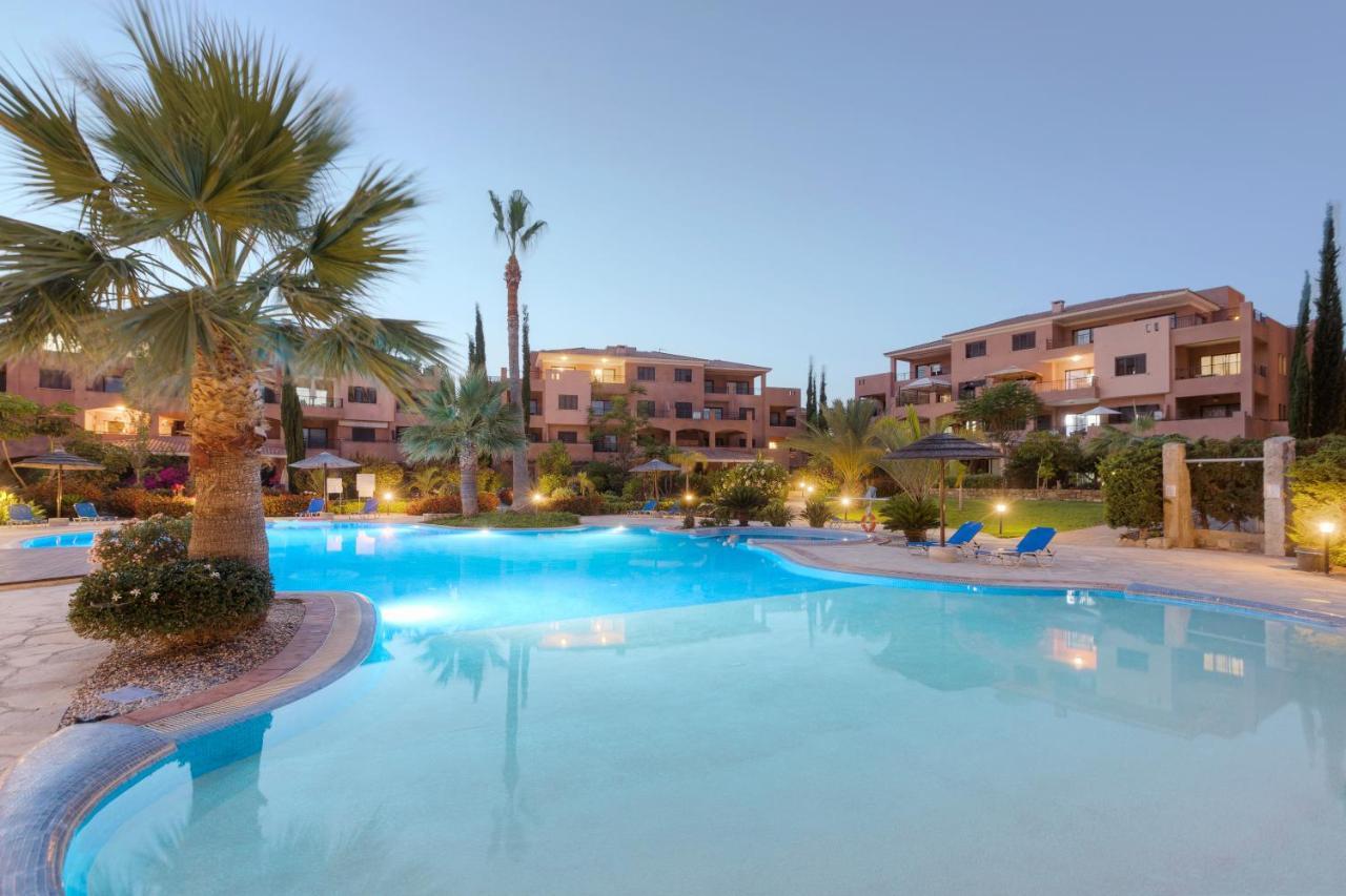Resitour - Aphrodite Gardens Pafos Dış mekan fotoğraf