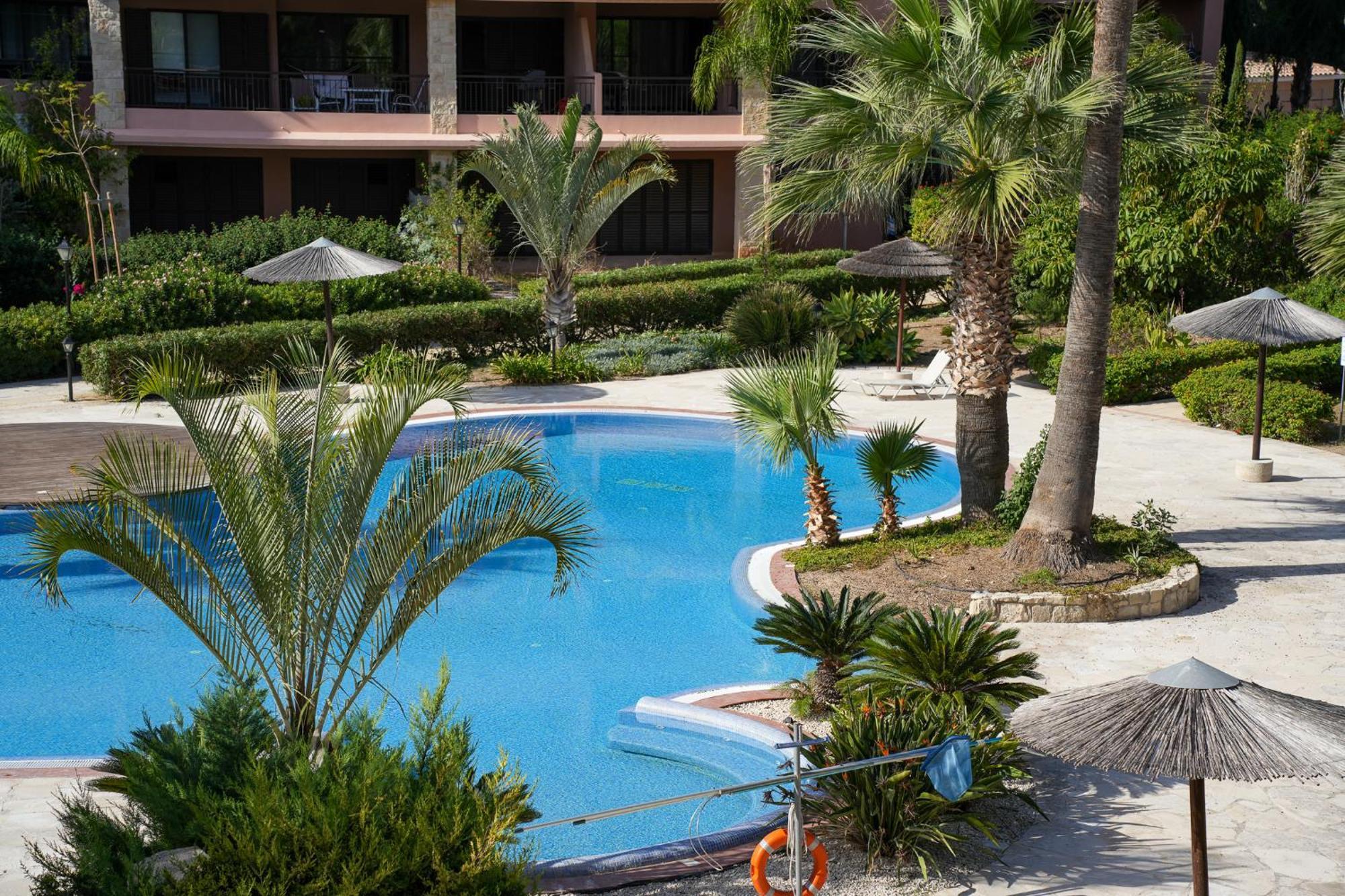 Resitour - Aphrodite Gardens Pafos Dış mekan fotoğraf